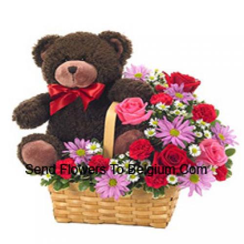 Gemischter Blumenkorb mit 14-Zoll-Teddy